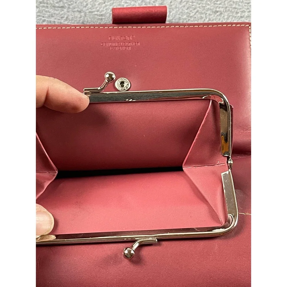 Leather Buxton wallet‎ in Red